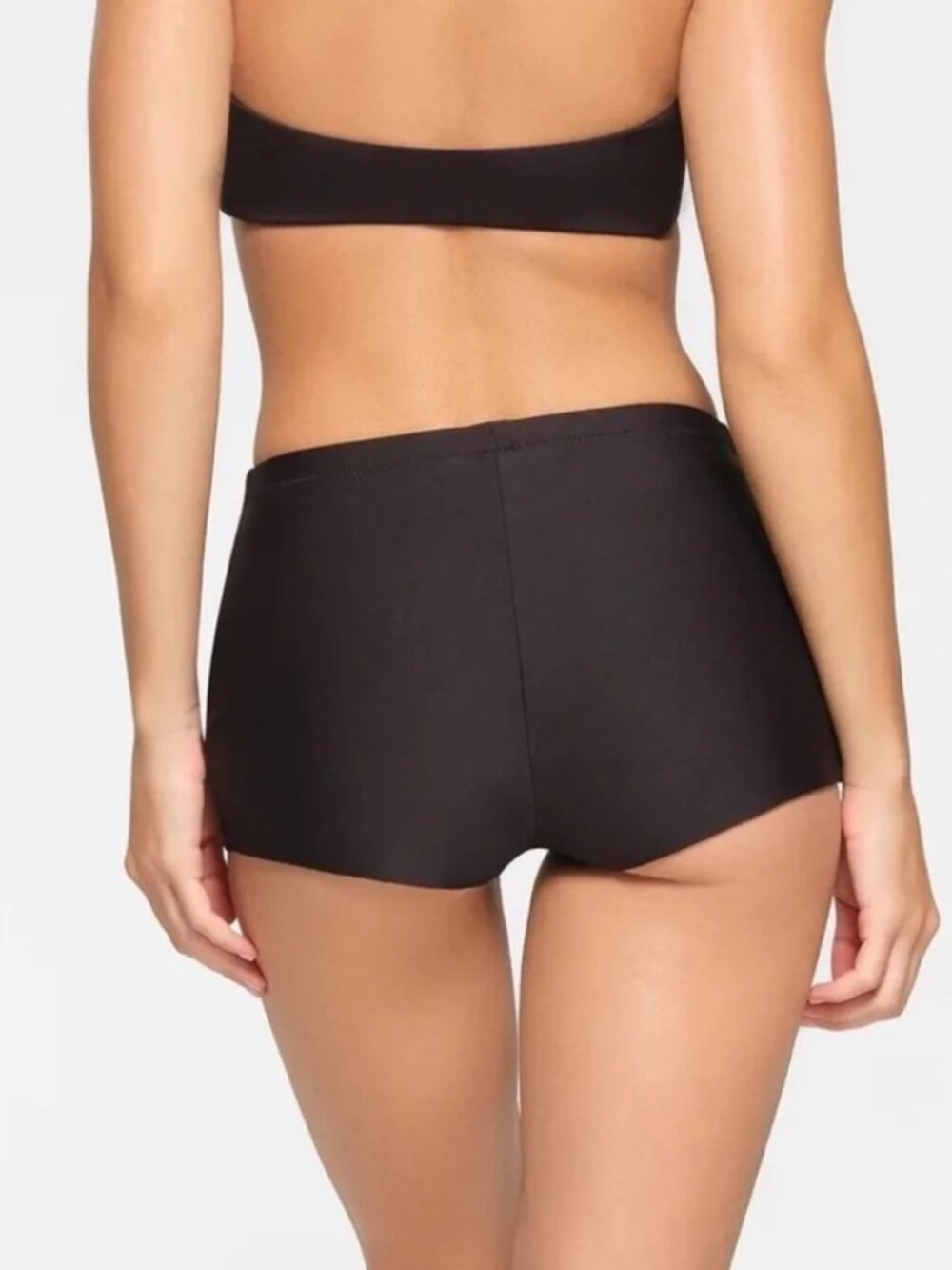 🌸 SKIMS Recycled Swim Cut Out Mid Waist Short | Onyx | XS | NWT 🏷️